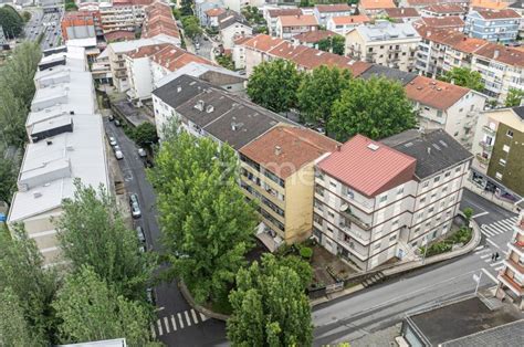 Apartamento T Venda Na Rua Professor Doutor El Sio De Moura S O