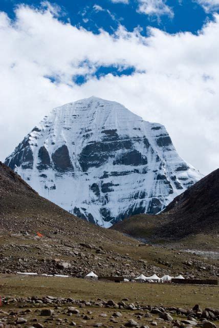 Does Fear Of Lord Shiva Residing In Mount Kailash Makes It An Unclimbed