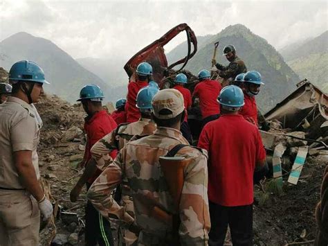 印度北部山区发生山体滑坡：至少13人死亡 超20人失踪 国际在线