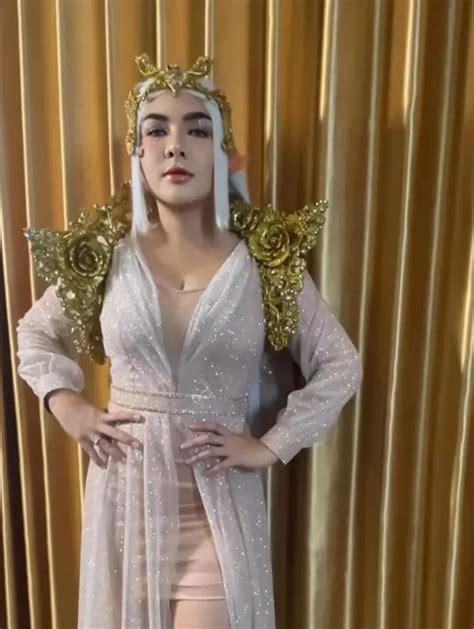 Adu Outfit Mewah Seleb Bertema Fairy Di Pesta Ultah Ashanty Luna