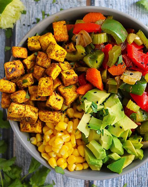 Spiced Tofu Veggie Buddha Bowl Easy Vegetarian Dinner Oppskrift