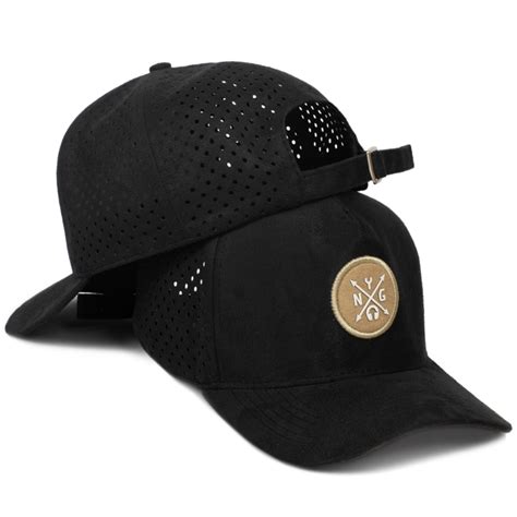 Bon Trucker Snapback Furadinho Bordado Yng A Laser Aba Curva Fit O