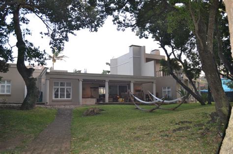 Ramsgate KZN South Africa Beach front Home Has Balcony and Outdoor Dining Area - UPDATED 2019 ...