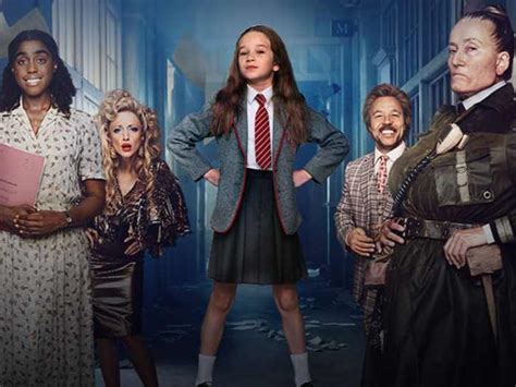 Miss Honey In Matilda the Musical - Who Plays Miss Honey? | Netflix ...