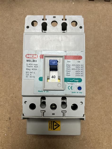 MEM MCCB 40 Triple Pole 40A 3 Phase Bill TLE403 Memshield 2 MEL403