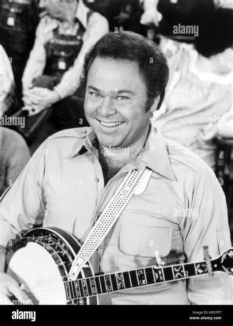 Hee Haw Roy Clark 1969 93 Stock Photo Alamy