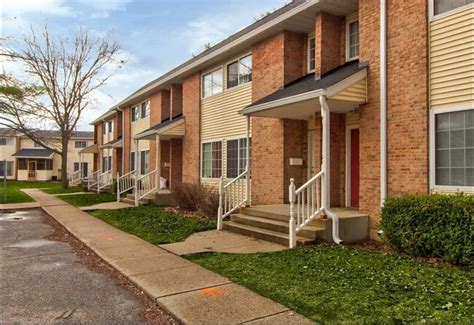 Arbor Pointe Townhomes Apartments In Battle Creek Mi