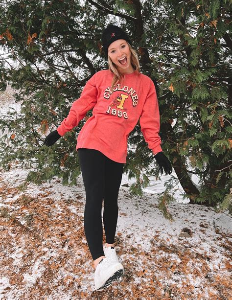 ISU B Walking Cy Beanie Barefoot Campus Outfitter