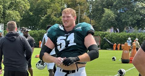 Philadelphia Eagles Cam Jurgens Transition To Rg Has Plenty Of Tutors