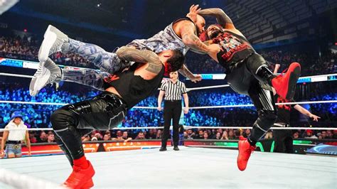 The Usos Retienen Los Campeonatos Unificados En Parejas En Wwe