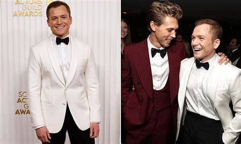 Sag Awards Taron Egerton Catches Up With Pal Austin Butler At The