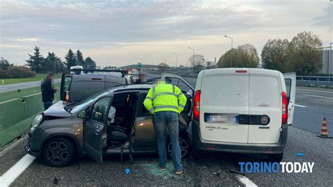 Incidente In Tangenziale A Collegno Vicino Allo Svincolo Regina