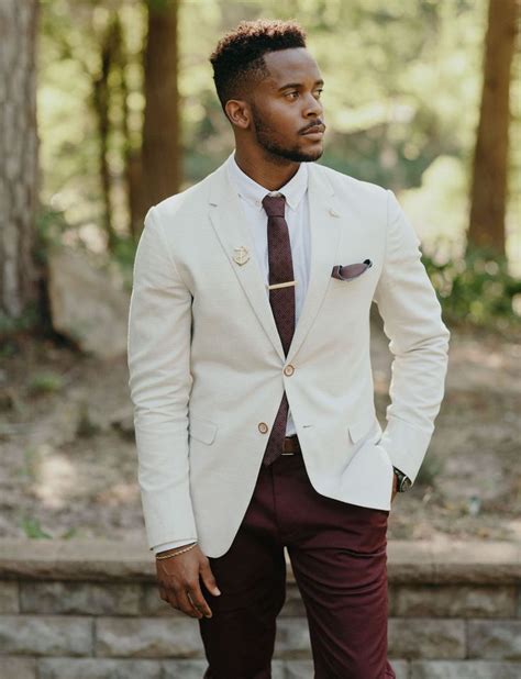 Burgundy + Cream Rustic Chic Texas Wedding | Green Wedding Shoes ...