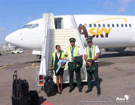 Asky Agrandit Sa Flotte Avec Un Nouveau Boeing Togo First