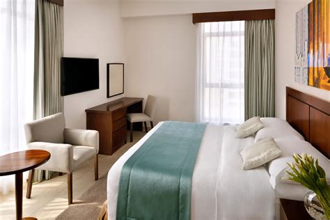 Movenpick Hotel and Apartments Bur Dubai in United Arab Emirates - Room Deals, Photos & Reviews