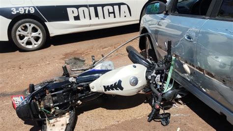 Chocaron Una Moto Y Un Auto En Avenida Cabo De Hornos