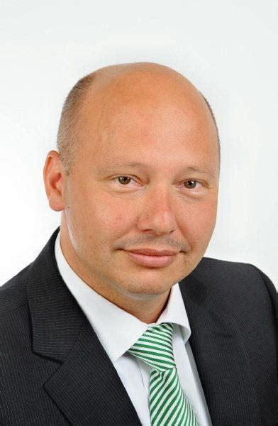 Dirk Bogen Wird Nachfolger Von Paul Anton Huber Im Volksbank Vorstand