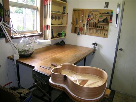 The Luthiers Workshop Guitar Building Luthier Guitar Luthier Workshop