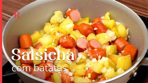 Tem salsicha e batata em casa Então faça esse refogado receita