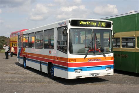 Stagecoach 501 Wisley 050409 Mark Youdan Flickr