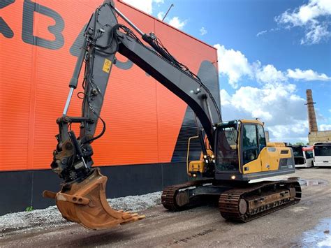 Volvo EC 220 DL Rototilt Full Service History Crawler Excavators