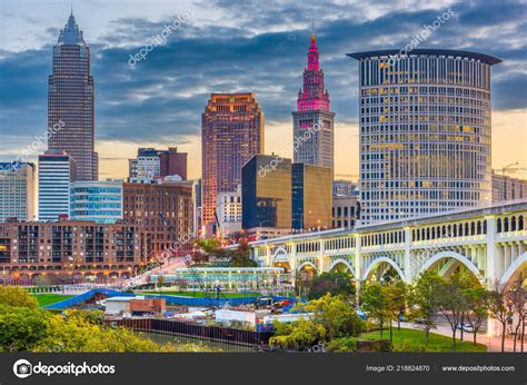 Pics: downtown cleveland | Cleveland Ohio Usa Downtown City Skyline ...