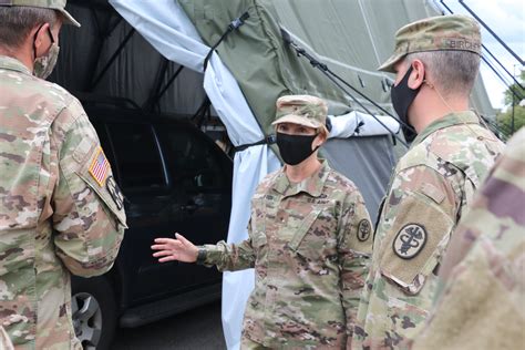 Army Medicine Leaders Visit BACHs Frontlines In The War On COVID