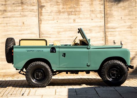 Land Rover LR Serie III 88 Earth Troppoworks