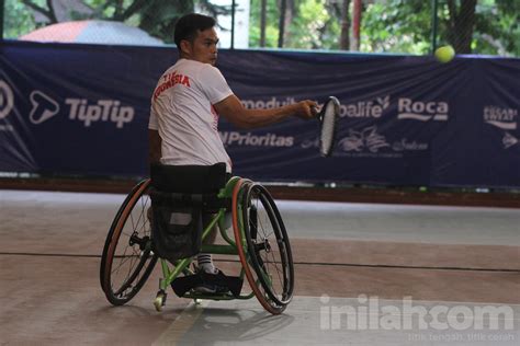 Foto Melihat Semangat Atlet Tenis Kursi Roda Di Ajang Dash Sports