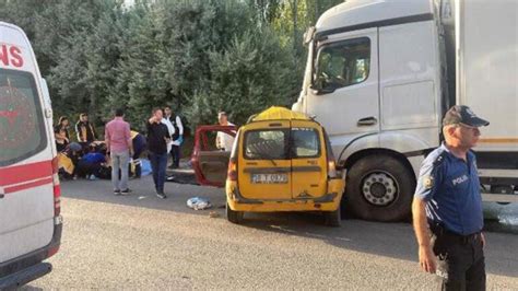 Sivas Ta Trafik Kazas L A R Yaral Timeturk