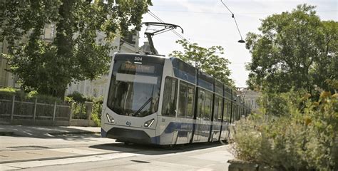 Baden Gleisarbeiten Mit Kurzf Hrung Der Badner Bahn Wiener Bezirksblatt