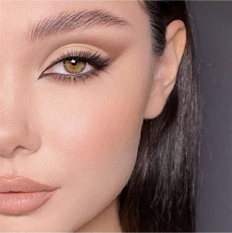 Nude Makeup Makeup Eyeliner Skin Makeup Makeup Art Makeup Tips Makeup Hazel Eyes Makeup