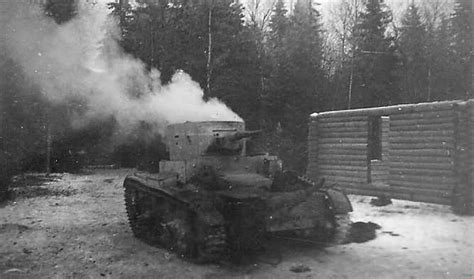 T 26 tank 33 | World War Photos