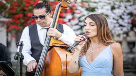 Sola Me Ne Vo Per La Citta Jazz Swing Musica Matrimonio Ariel Jazz