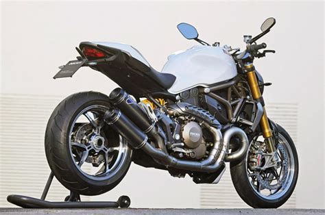 Ducati Ducati Monster 1200 S - Moto.ZombDrive.COM