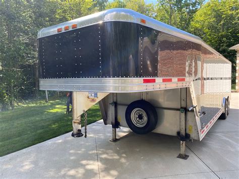 30 FEATHERLITE ENCLOSED CAR HAULER FINISHED INTERIOR For Sale In