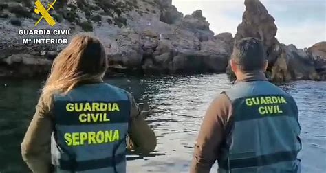 Detenidos Tres Pescadores Furtivos Que Fueron Sorprendidos En La