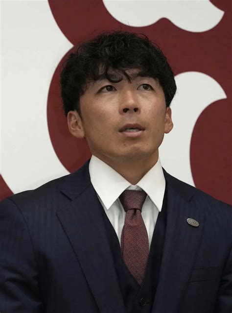 ＜巨人契約更改＞契約更改を終え会見に臨む増田大（撮影・郡司 修） ― スポニチ Sponichi Annex 野球