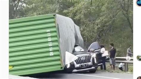 Kronologi Kecelakaan Di Tol Cipularang Yang Tewaskan Bos Indomaret