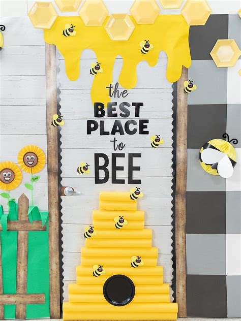 Bee Classroom Door Décor Idea Fun365