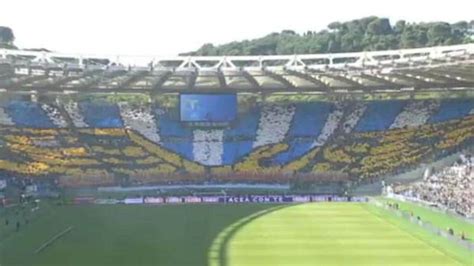 Derby Lazio Roma La Spettacolare Coreografia Della Curva Nord