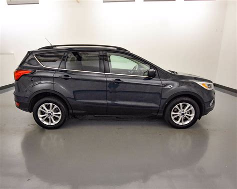 Pre Owned 2019 Ford Escape Sel 4wd