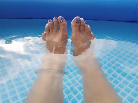 Showing Off Our Wet Pedicured Toes 32 Nude Pics XHamster