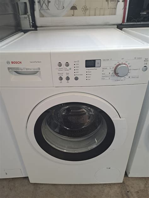 Bosch WAQ243D0GB 01 Varioperfect 8kg Load 1200 Spin Washing Machine White