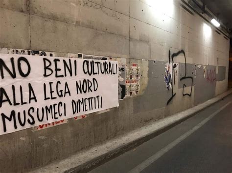 La Rivolta Degli Striscioni Contro La Lega FOTO Live Sicilia