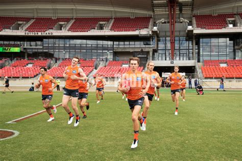 Afl 2021 Aami Community Series Gws V Sydney 813324 Afl Photos