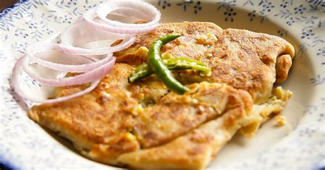 Chicken Mughlai Paratha Recipe Hindi HungryForever Food Blog