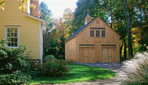 Ask the Outdoor Living Experts: What Makes a Masterful Barn, Garage or Storage Shed Builder?