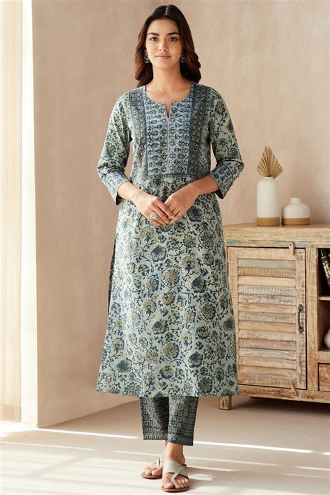 Buy Akola Hand Block Printed Straight Cotton Kurta For Women Fgmk