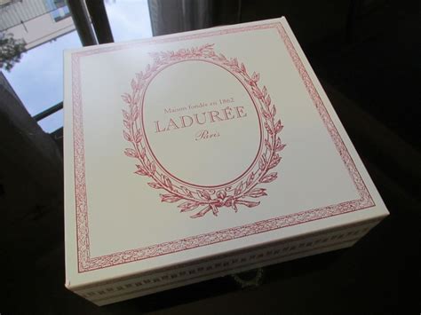113 best images about Laduree Boxes ♥ on Pinterest | Macaroons, New ...